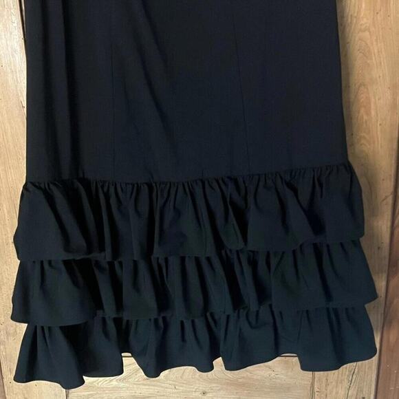 Cynthia Steffe Black Ruffle Illusion Neckline Stretch Wool Dress Size 6 - Picture 3 of 7